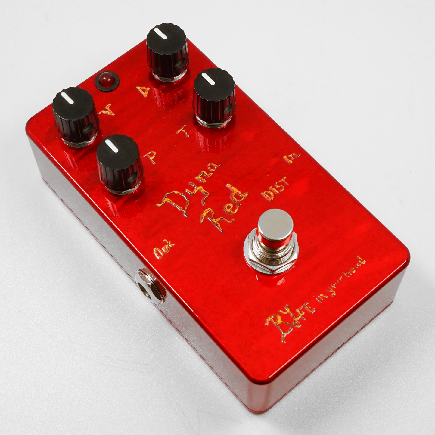 One Control BJFE in your hand series Dyna Red Distortion 4K