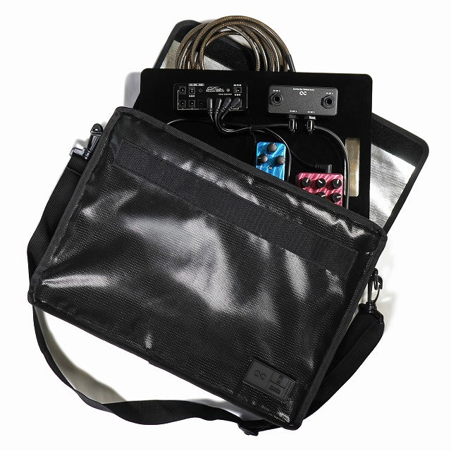 One Control Waterproof Pedal Board Shoulder Bag-防爆- – OneControl